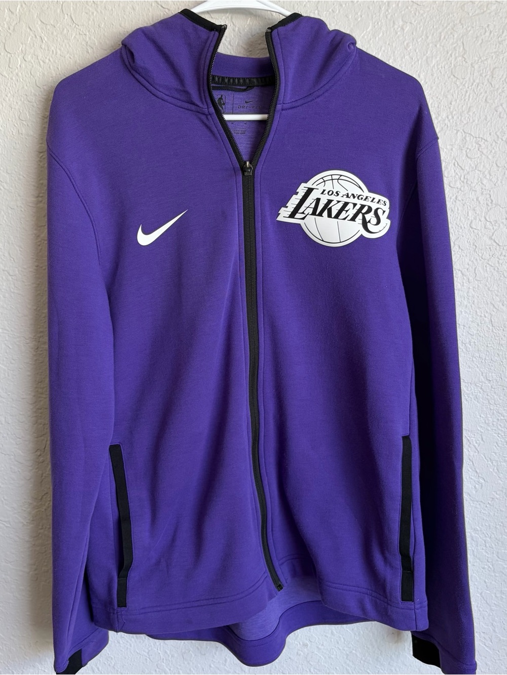 Nike Los Angeles Lakers Showtime Dri-Fit Full Zip Hoodie - Men’s Medium